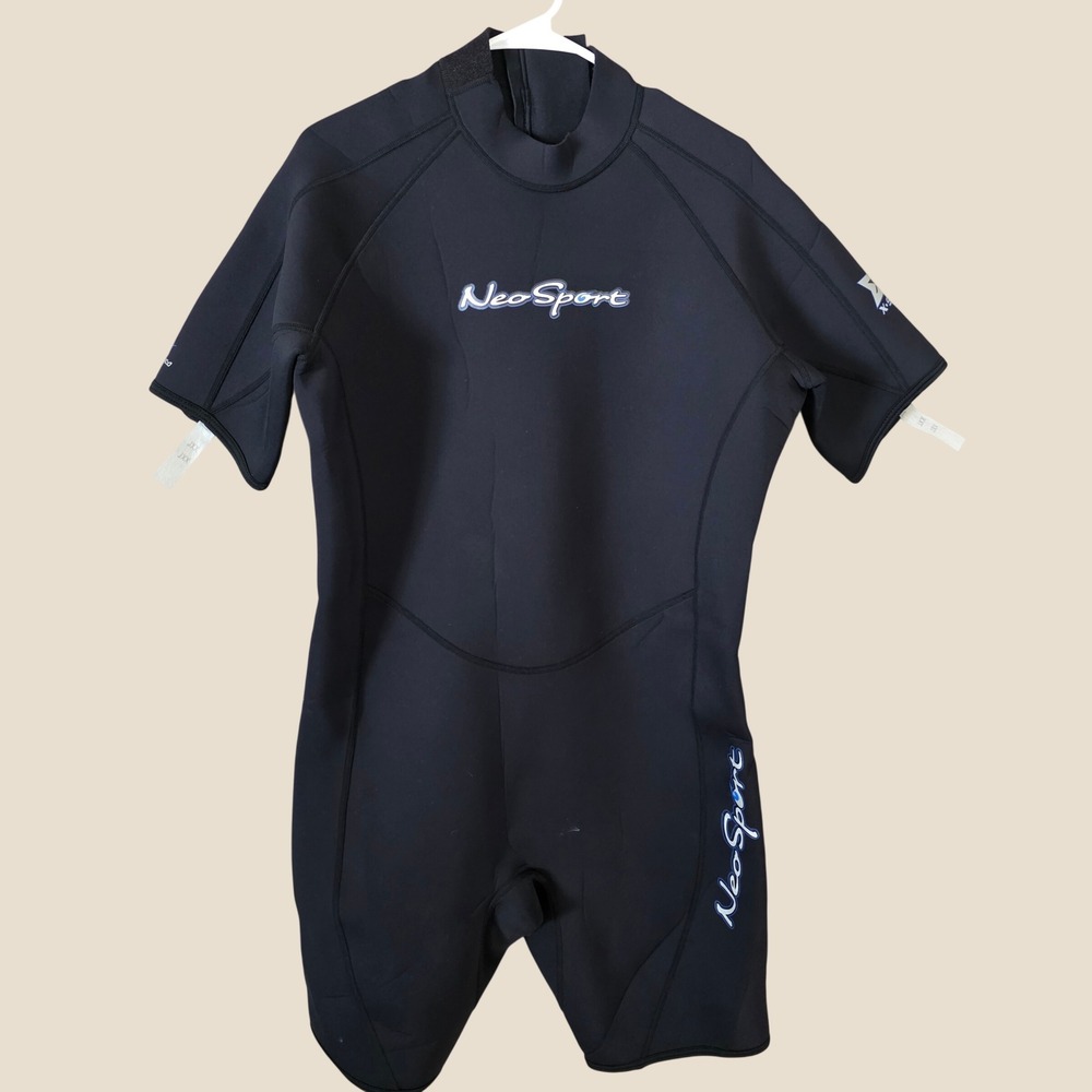 NeoSport Mens Wetsuit Size XXL 3mm Black X-SPAN Shorty Short Sleeve Spring Suit